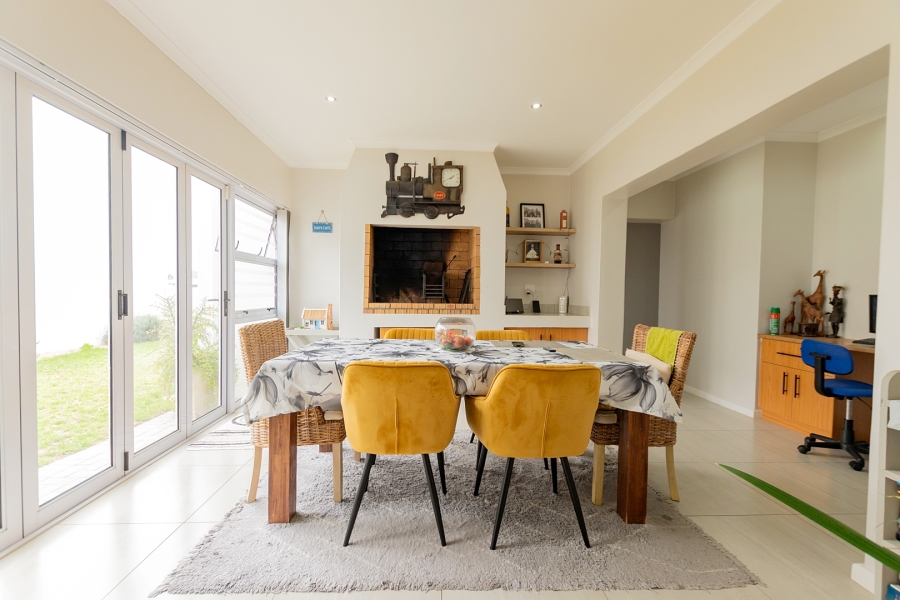 3 Bedroom Property for Sale in Lampiesbaai Western Cape
